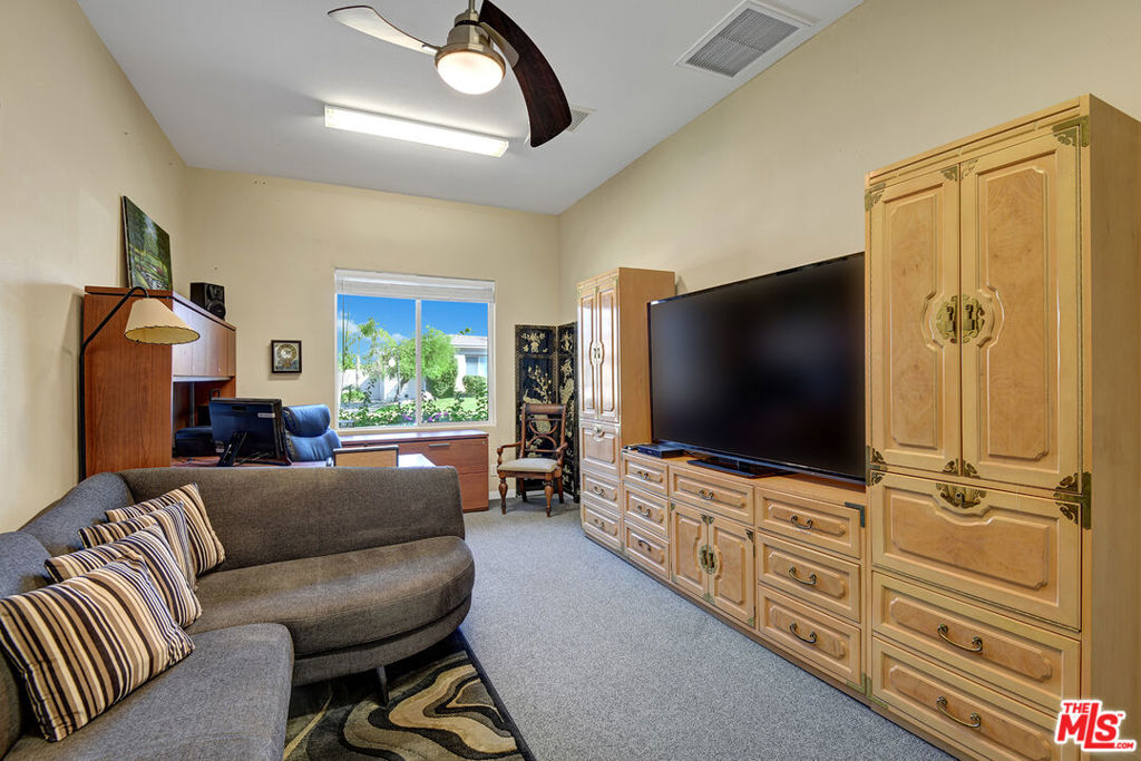 Versailles - Residential Lease