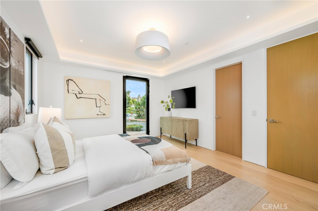 Harbor Island ""Drive"" (HIDC) - Residential