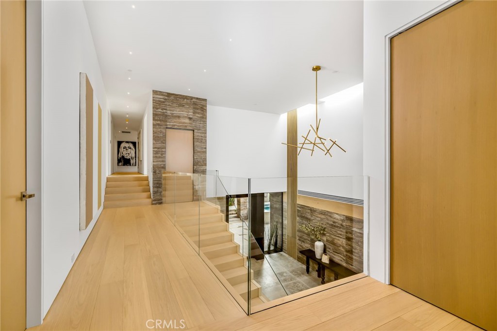 Harbor Island ""Drive"" (HIDC) - Residential