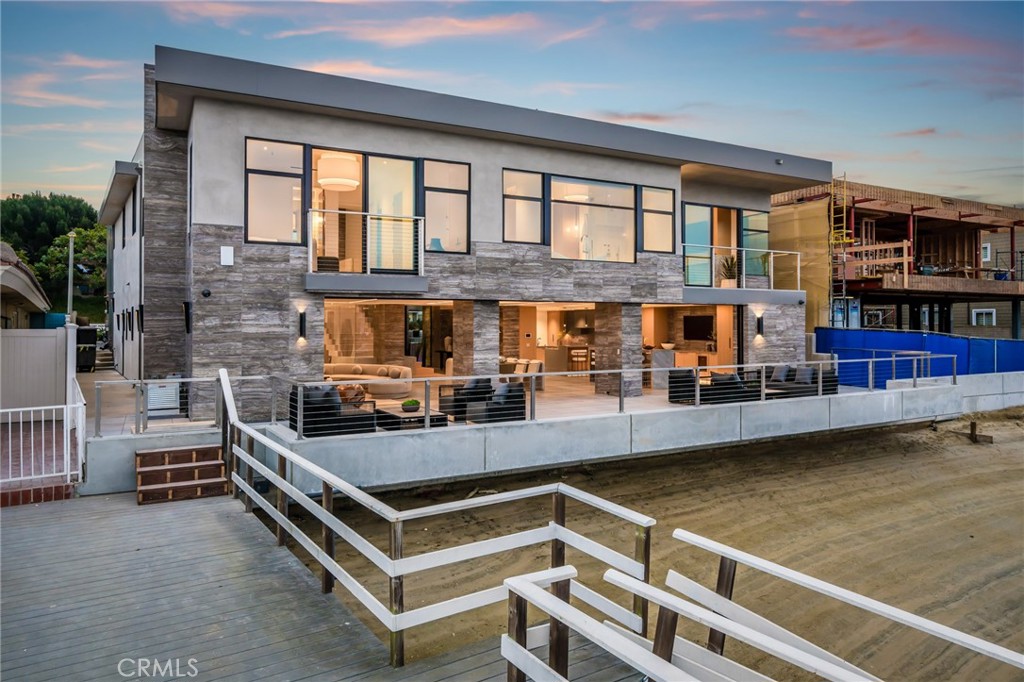 Harbor Island ""Drive"" (HIDC) - Residential