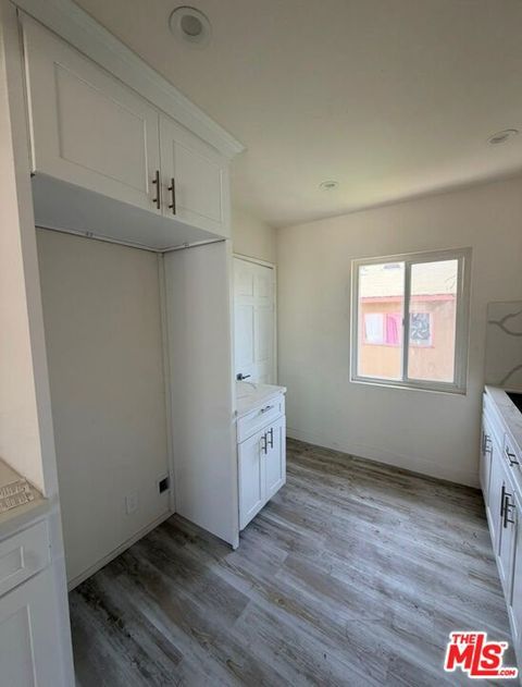 Tiny photo for 10218 Darby Avenue #4, Inglewood, CA 90303 (MLS # 26829731)