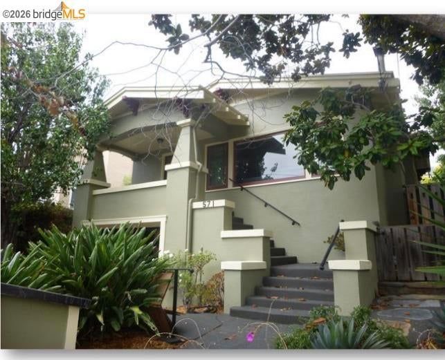 571 Athol