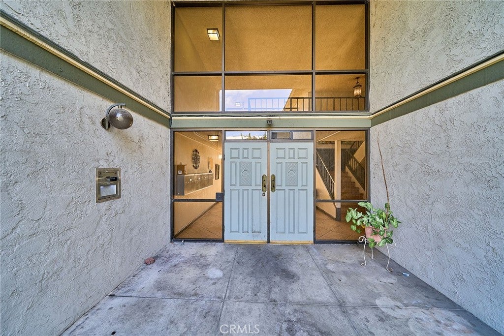 3636 Sumner Avenue 209