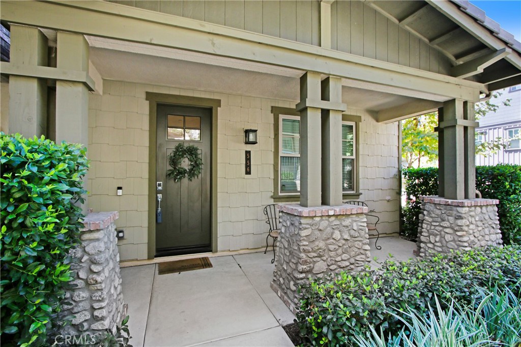 TURNKEY CLAREMONT CONDO IN HIGHLY ACCLAIMED SCHOOL DISTRICT
Welcome to 556 Boulder Circle, a beautifully maintained 4-bedroom, 4-bathroom condo offering 1,960 sq. ft. of versatile living space in the heart of Claremont. Designed for comfort and convenience, this home features a thoughtful multi-level layout perfect for modern living.
The first floor offers a private en suite bedroom, ideal for guests or multi-generational living. Upstairs, the open-concept second floor showcases a spacious great room that seamlessly connects the living, dining, and kitchen areas. The kitchen is highlighted by granite countertops, custom paint, and ample cabinetry—perfect for both entertaining and everyday use. Also located on this floor is a full bedroom and bathroom for added flexibility.
On the third floor, you’ll find the luxurious primary suite with its own en suite bathroom, along with an additional bedroom and another full bathroom. Luxury vinyl plank flooring, stylish finishes, and an interior laundry room enhance the home’s turnkey appeal.
Enjoy the convenience of a two-car garage and the community amenities, including a pool, spa, and BBQ area. Best of all, the home belongs to the prestigious Claremont Unified School District, known for its award-winning schools.
Don’t miss the opportunity to own this move-in ready home that combines modern style, functionality, and an unbeatable location!