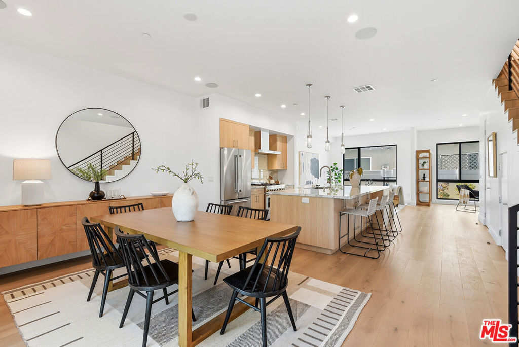 4095 Sawtelle Boulevard B