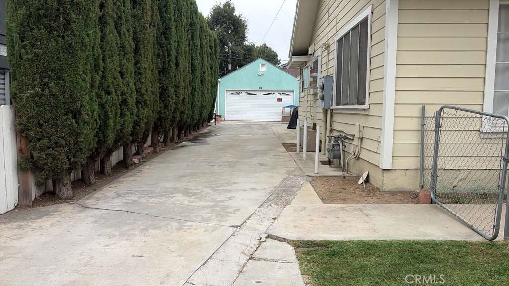 67 N Oak
