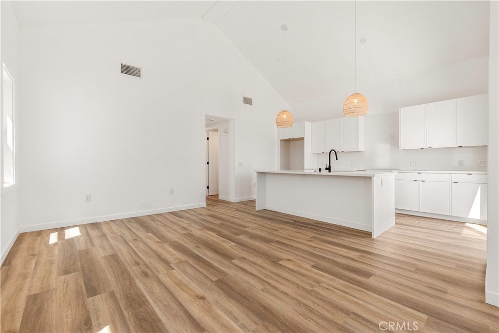 226 B Arena Street