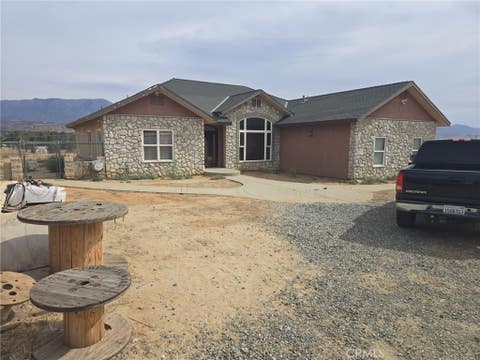Photo of 43330 LONGHORN Road, Banning, CA 92220 (MLS # IV26177698)