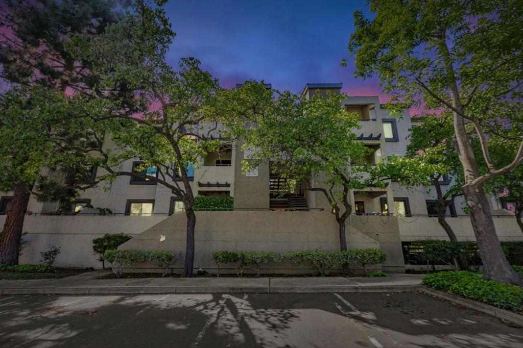 - Residential Lease