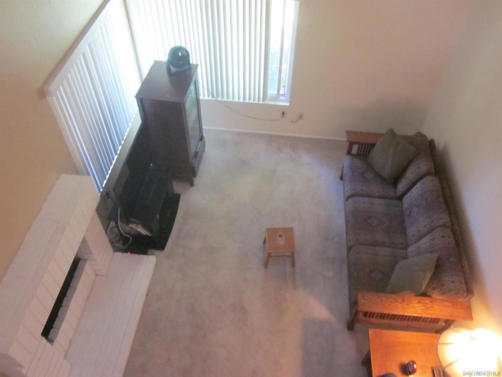 10706 Esmeraldas Dr