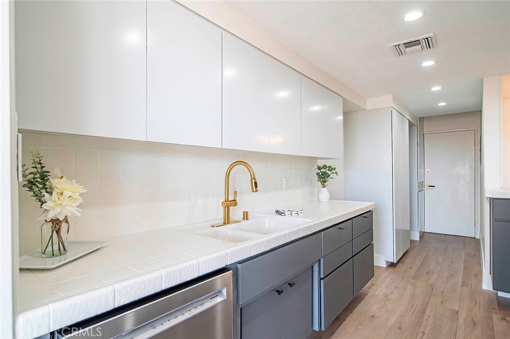 Naples (NA) - Residential Lease