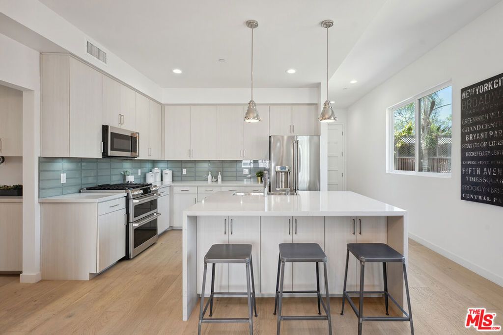 Photo of 1746 Garfield Place #203, Los Angeles, CA 90028 (MLS # 25604901)