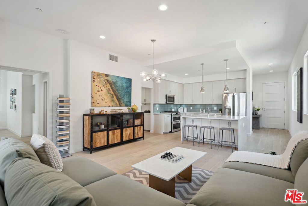 Photo of 1746 Garfield Place #203, Los Angeles, CA 90028 (MLS # 25604901)