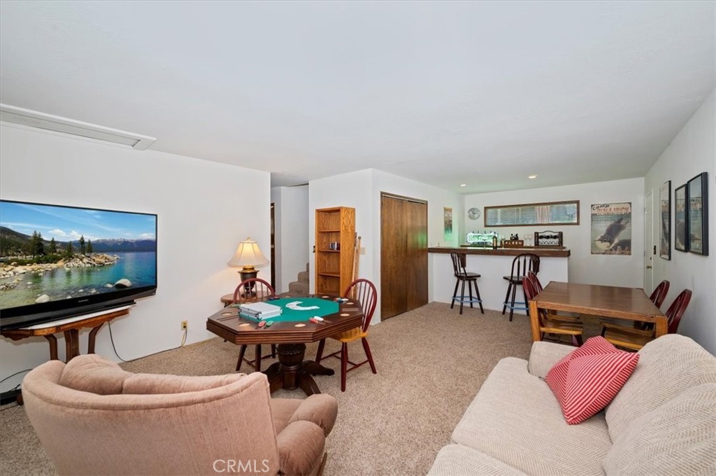 750 Grass Valley