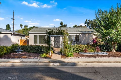 1237 Electric Street Gardena CA 90248