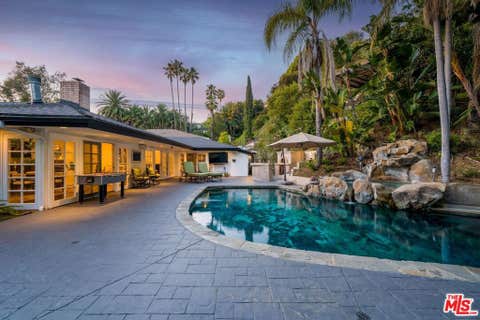 Photo of 9023 Alto Cedro Drive, Beverly Hills, CA 90210 (MLS # 26864437)