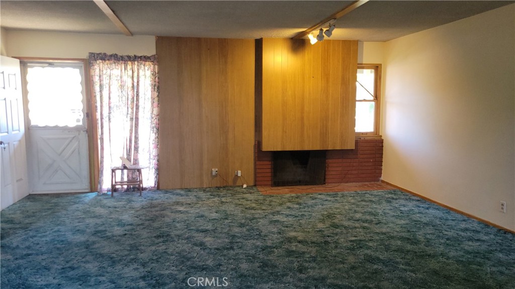 2507 E Banyan Court