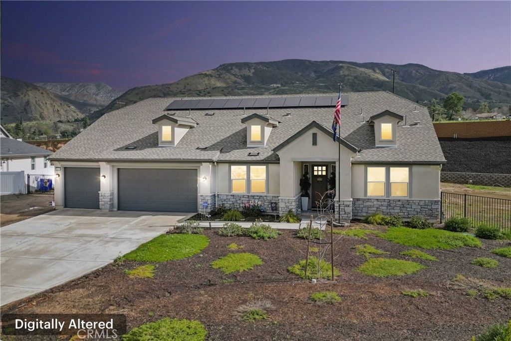 Photo of 34676 Conadria Avenue, Yucaipa, CA 92399 (MLS # IG26037557)