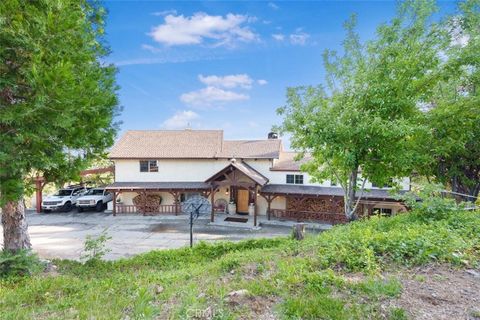Photo of 30757 Knoll View Drive, Running Springs, CA 92382 (MLS # IG25165061)