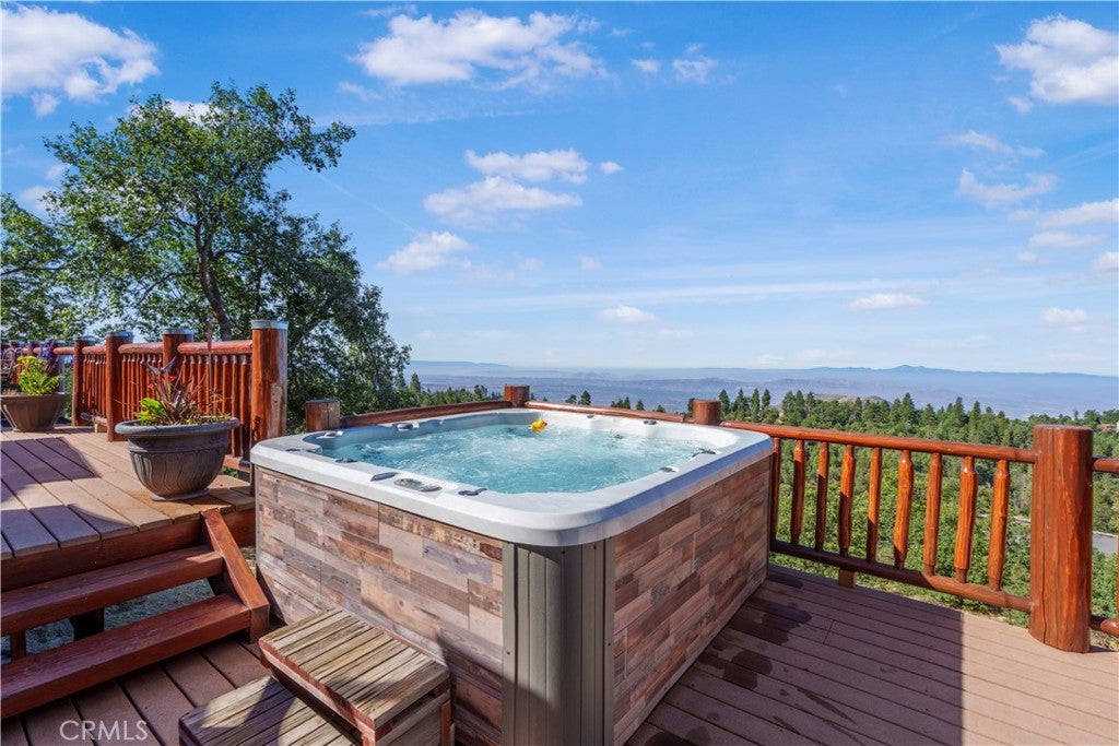 30757 Knoll View Drive
