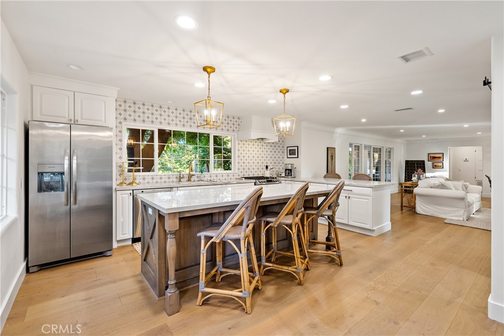 9480 Chimney Rock Road
