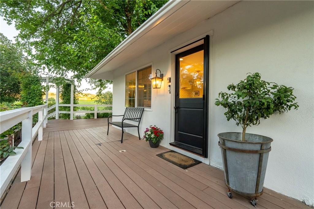 9480 Chimney Rock Road