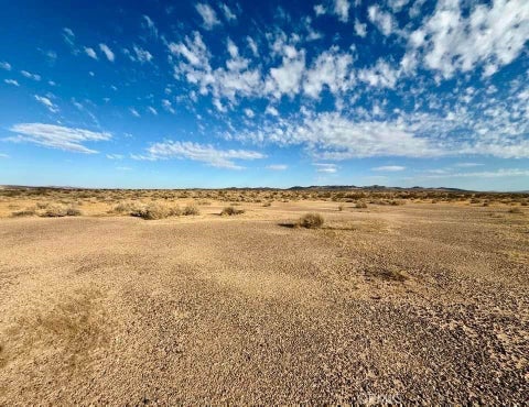 Photo of 0 Unknown 0496-083-19, Hinkley, CA 92347 (MLS # HD26225342)