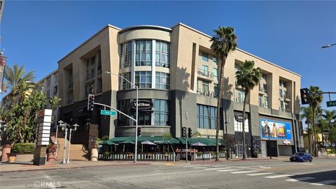 Photo of 250 N First Street #415, Burbank, CA 91502 (MLS # SR26024223)