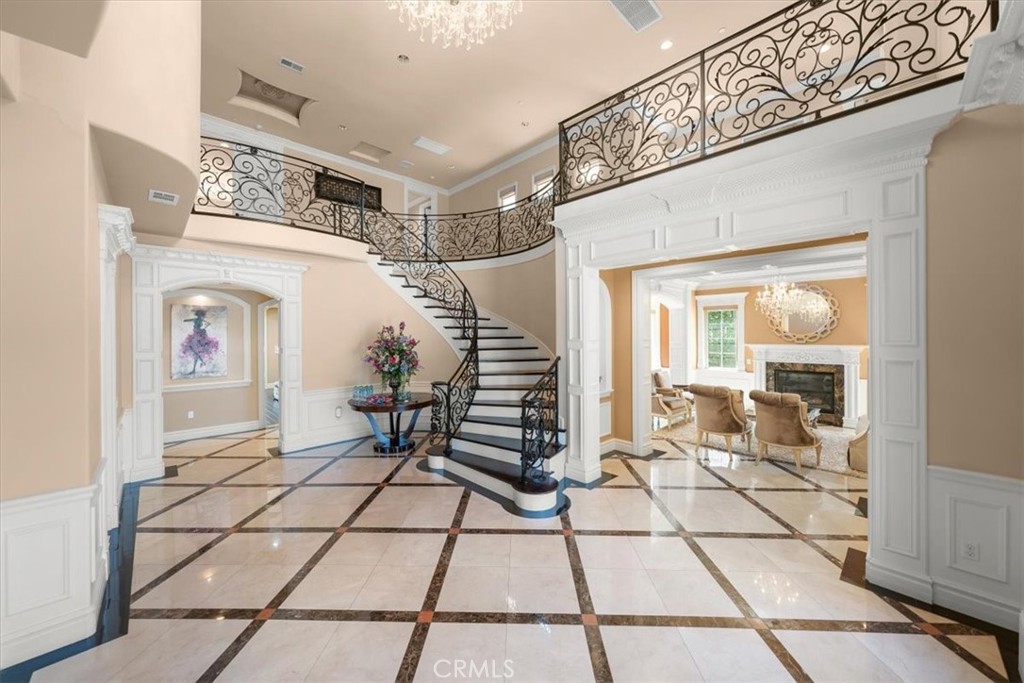 1032 El Norte Avenue