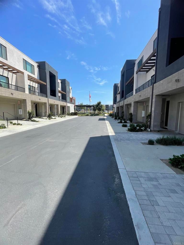 2002 Vela Ln