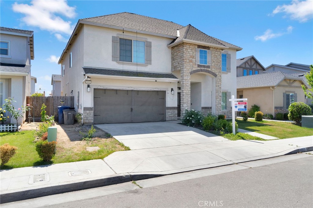 5952 E Truman