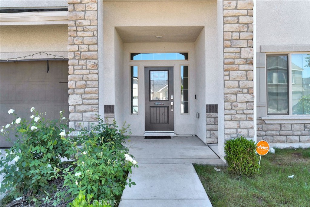 5952 E Truman