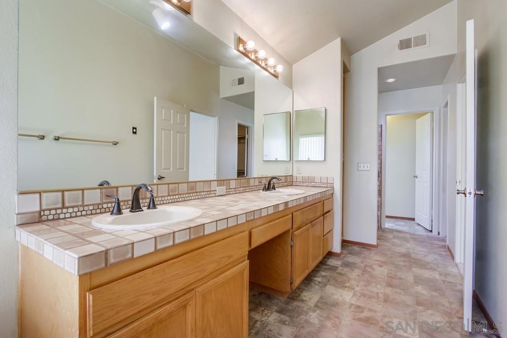 Rancho Bernardo - Residential Lease