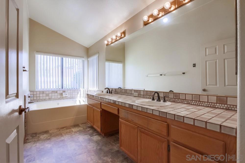 Rancho Bernardo - Residential Lease