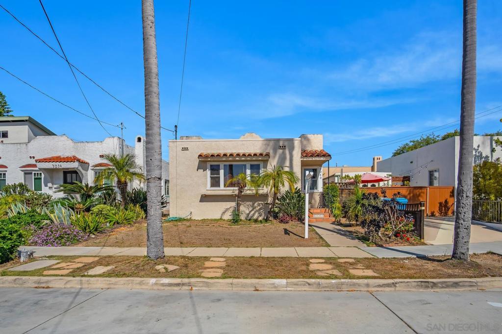 5040 Raymond Place