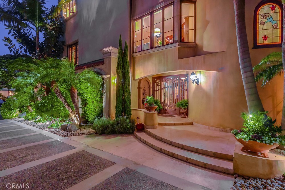 6048 Lido Lane