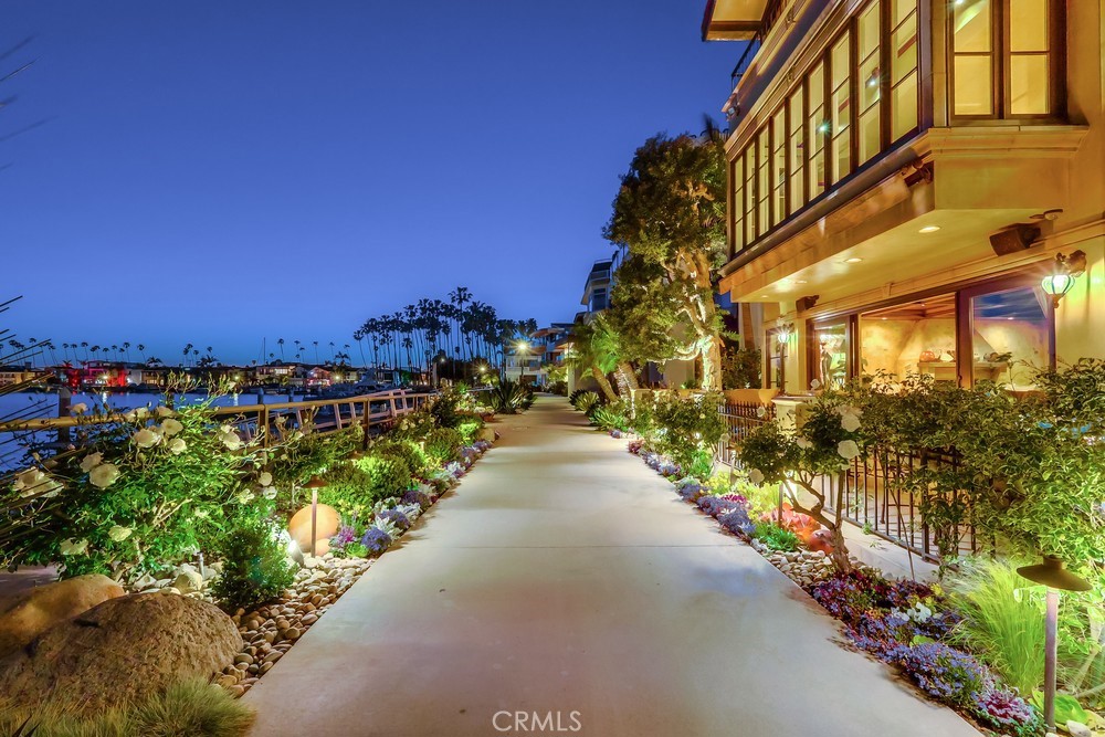 6048 Lido Lane