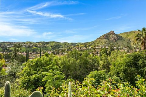 Tiny photo for 24308 Shrewsbury, West Hills, CA 91307 (MLS # SR26032170)