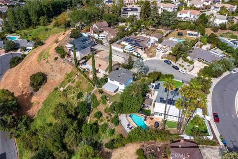 Tiny photo for 24308 Shrewsbury, West Hills, CA 91307 (MLS # SR26032170)