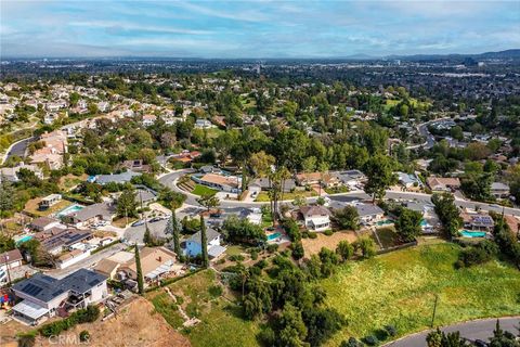 Tiny photo for 24308 Shrewsbury, West Hills, CA 91307 (MLS # SR26032170)