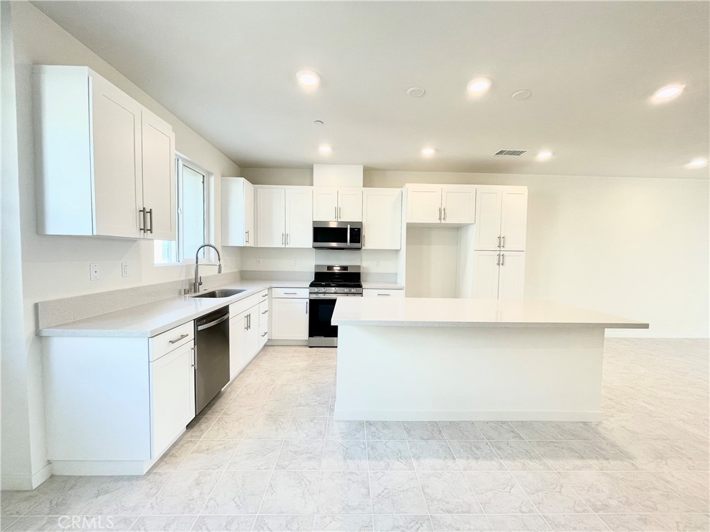 Anaheim West Townhomes (ANWS) - Residential Lease