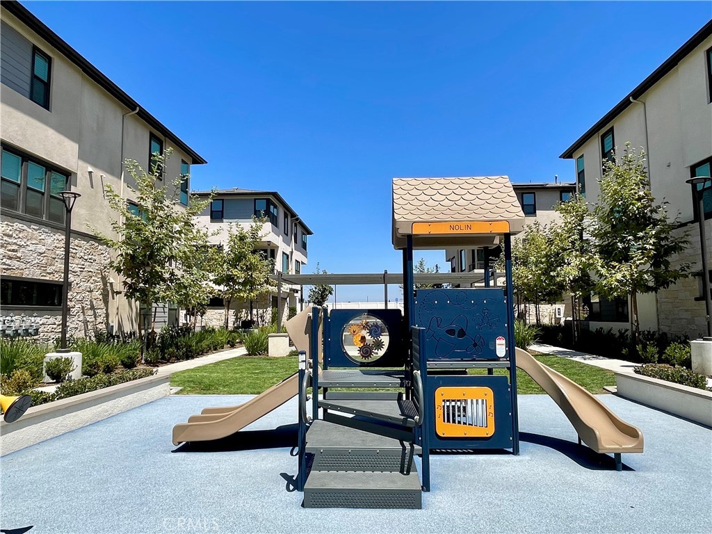 Anaheim West Townhomes (ANWS) - Residential Lease