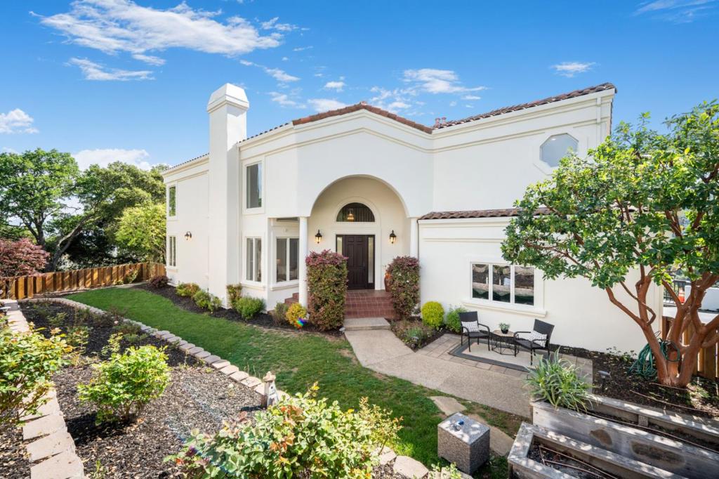 1566 Llagas Road