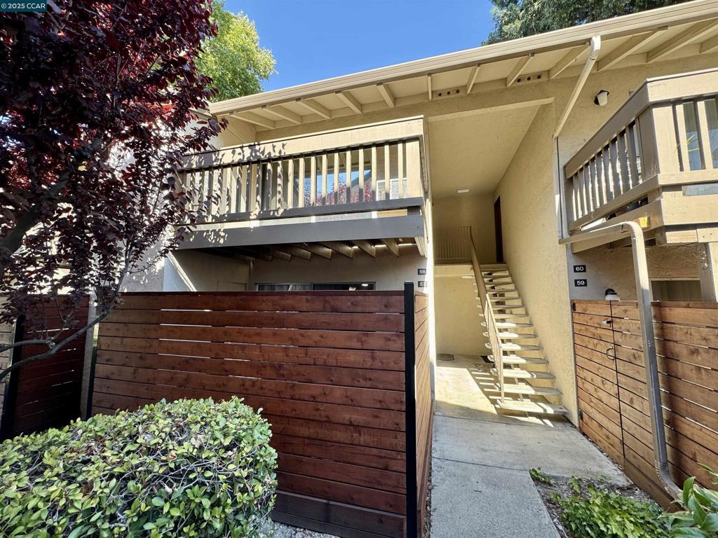 Nice Upper Unit in the Station West Community is Available Now! Close to BART, Freeway, Iron Horse Trail and More! Kitchen has been updated. Living Room features vaulted ceilings. There is a storage closet on the balcony. Community Laundry Close to Unit. One SMALL pet negotiable with Owner approval and additional deposit.