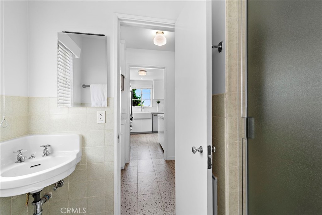 Woods Cove (WC) - Residential Lease