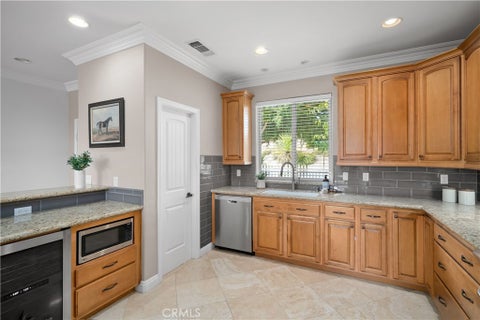 Tiny photo for 725 Red Cloud Road, Paso Robles, CA 93446 (MLS # SC26182708)