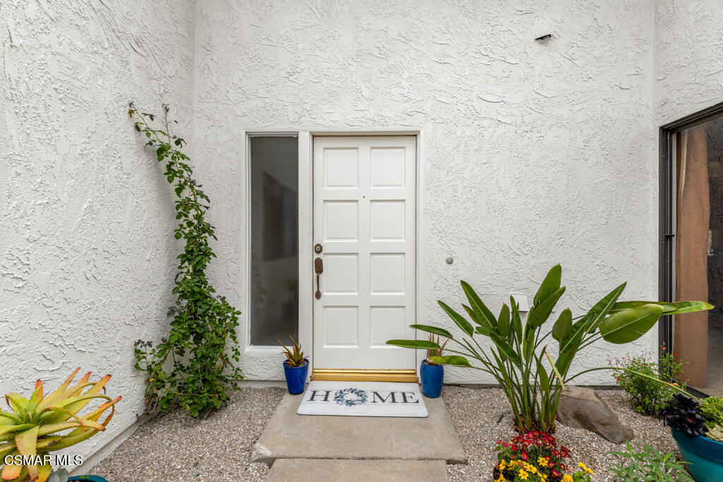 32304 Saddle Mountain Drive