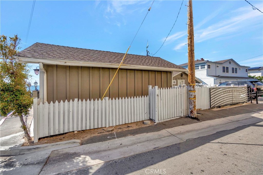 The Village (VIL) - Residential Income