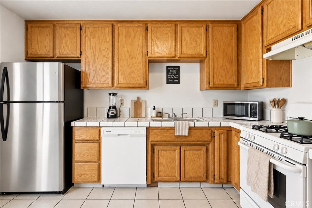 8924 N Loop