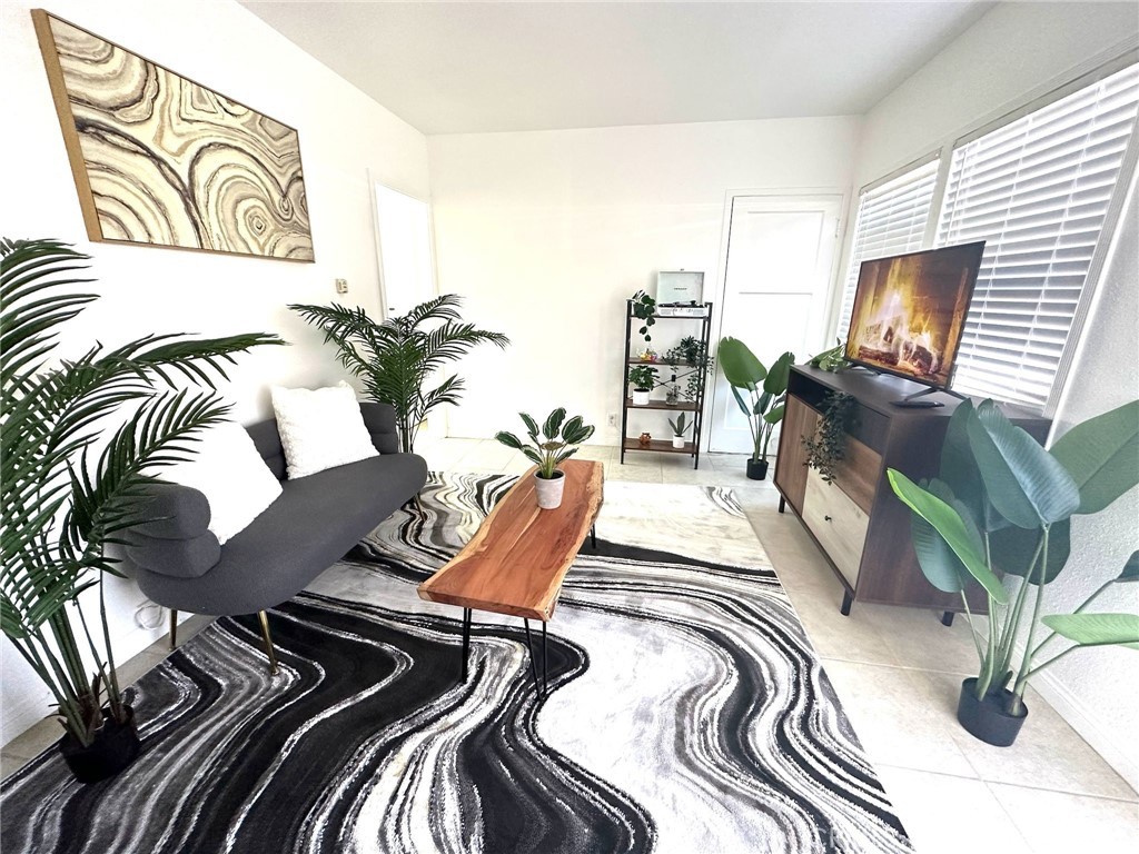 Recently upgraded 1-bedroom, 1-bathroom apartment in a charming, small complex. Conveniently located within walking distance of a playground and offering easy access to major freeways. Recently upgraded with a brand-new kitchen and bathroom, this beautifully updated unit is also waking distance to Downtown Bellflower. Requirements: *No evictions** Good Credit Score *No bankruptcy *1 month of deposit plus 1 month rent **This is a Smoke free property**. WE CAN RENT MONTH TO MONTH*** and We can leave the apartment Fully furnished for $2,800 per month, including a stove, refrigerator, microwave, dining table, Living room with day bed and rolling bed as sofa, TV, and tasteful décor. The bedroom is thoughtfully equipped with king bed, nightstands, sheets, comforters, pillows, and more. The kitchen is also fully stocked for your convenience. A must see rental offering comfort, style, and a prime location!!